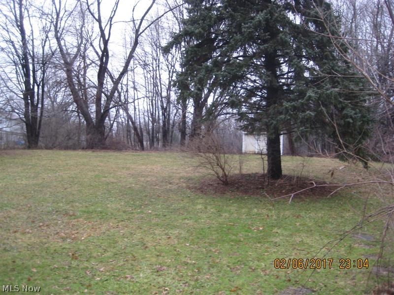 617 Jarvis Road Akron, OH 44319 - Photo 4 of 13 Gallery Image 4