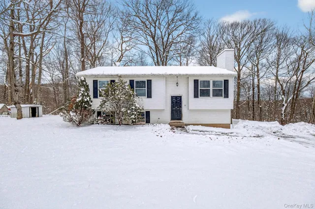 $399,900 | 11 Park Lane, Holmes, NY 12531