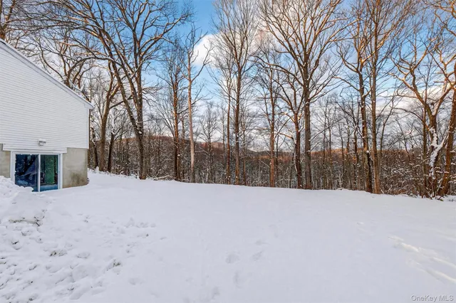 $388,500 | 11 Park Lane, Holmes, NY 12531