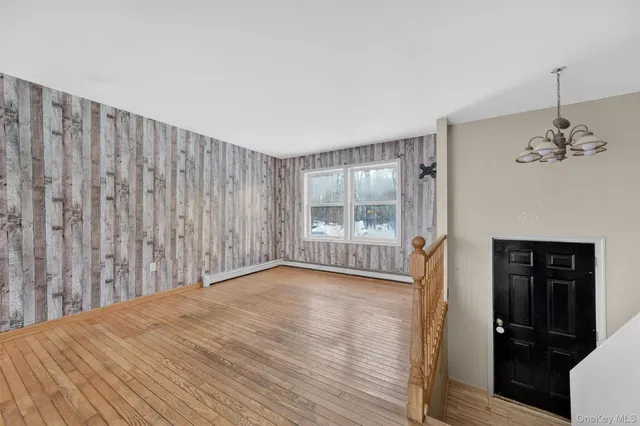 $388,500 | 11 Park Lane, Holmes, NY 12531