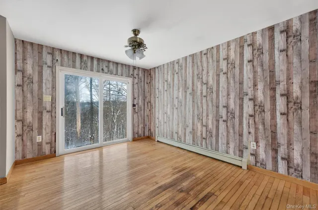 $388,500 | 11 Park Lane, Holmes, NY 12531