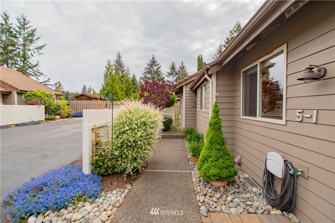 345 East Old Ranch Road, Unit 5I Allyn, WA 98524 - Photo 3 of 39 Gallery Image 3