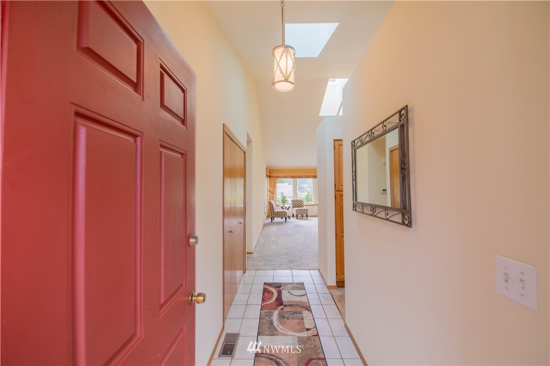 345 East Old Ranch Road, Unit 5I Allyn, WA 98524 - Photo 5 of 39 Gallery Image 5