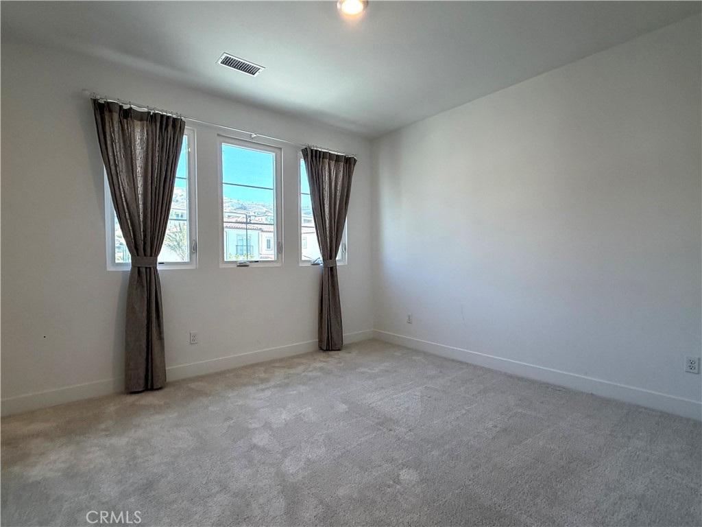 20756 Bluebird Court Porter Ranch, CA 91326 - Photo 31 of 34 Gallery Image 31