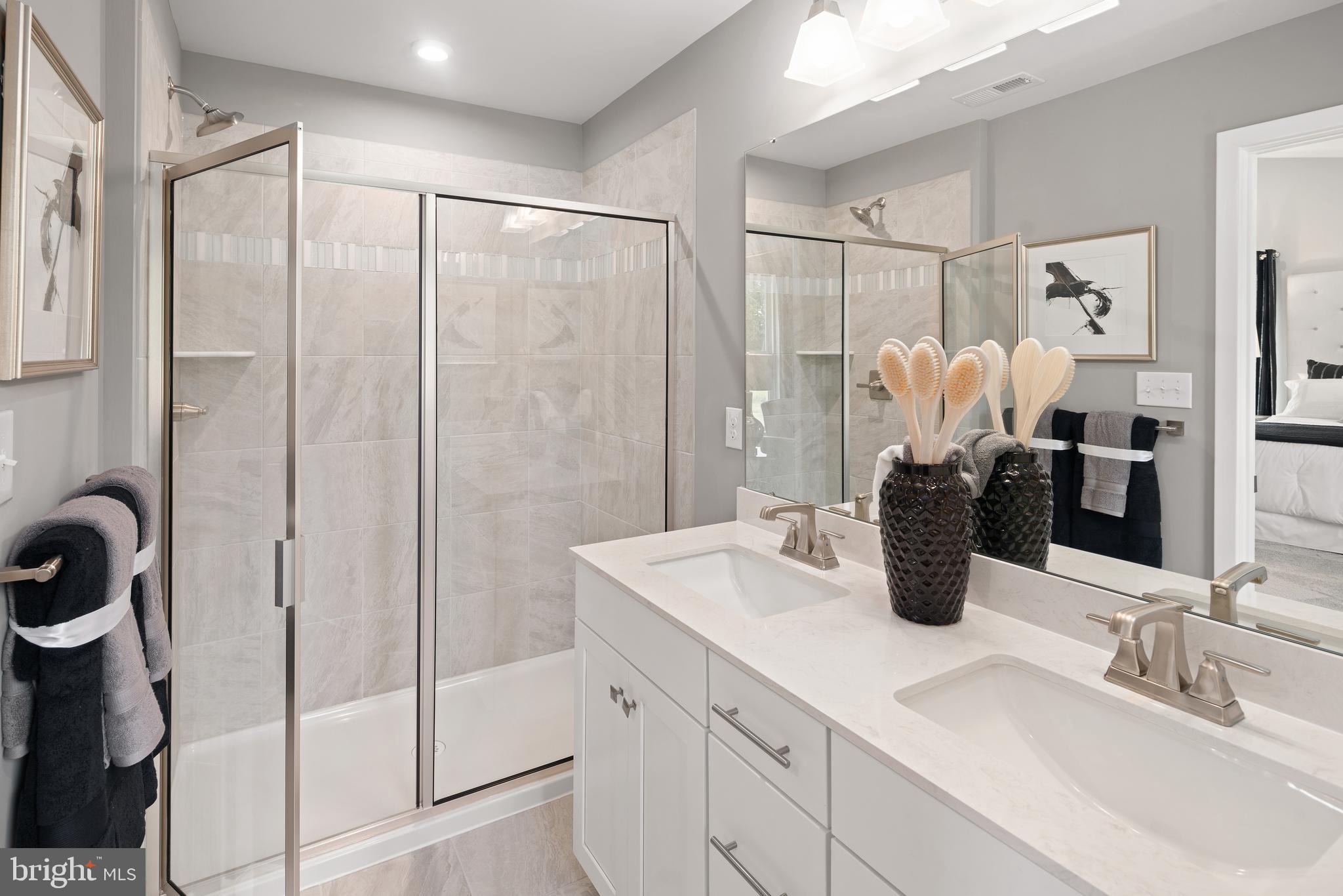 622 Cascade Way Kennett Square, PA 19348 - Photo 16 of 20 Owner's Bathroom