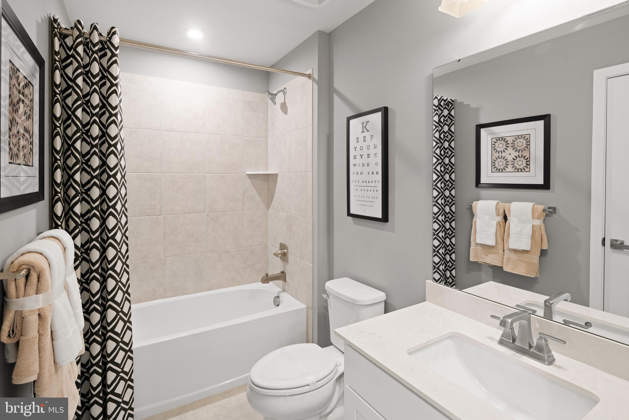 622 Cascade Way Kennett Square, PA 19348 - Photo 18 of 20 Hall Bathroom