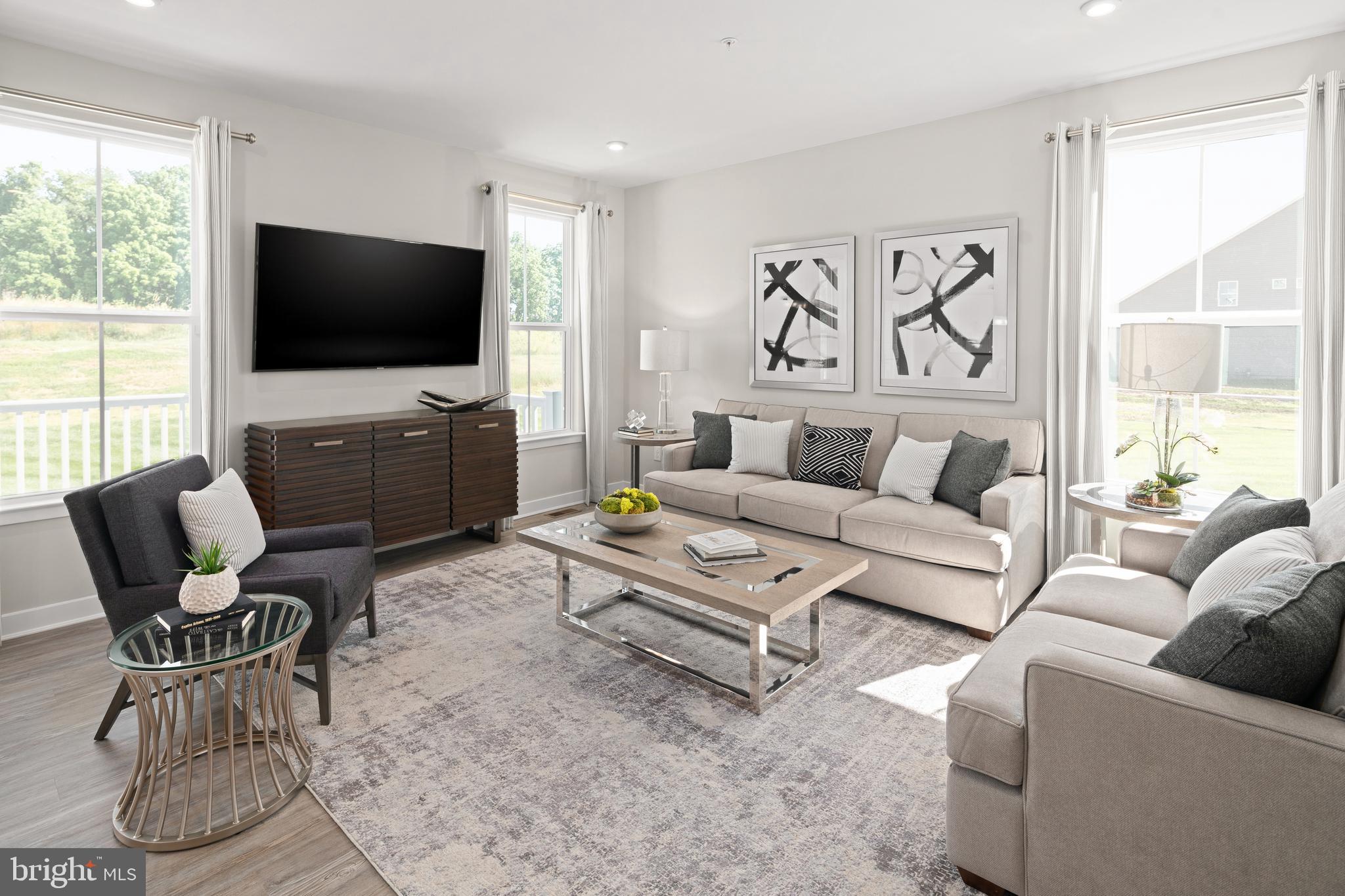 622 Cascade Way Kennett Square, PA 19348 - Photo 7 of 20 Living Room