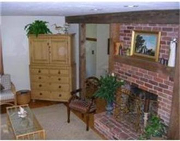 24 Clinton Road Sterling, MA 01564 - Photo 5 of 11 Gallery Image 5