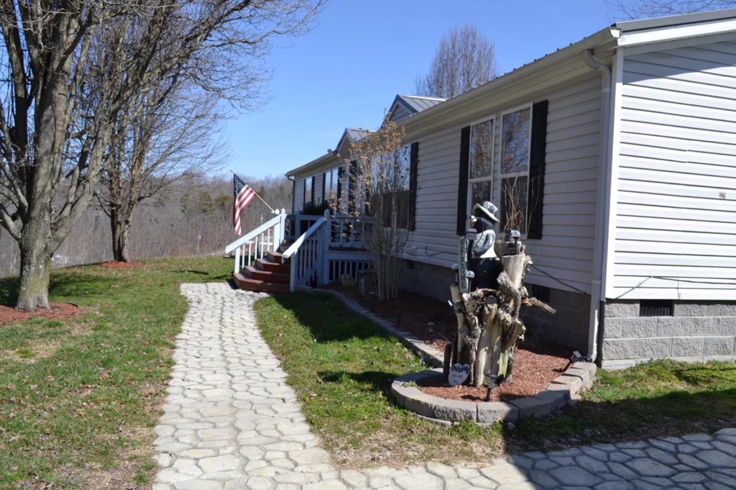 1216 Leger Fork Road Tyner, KY 40486 - Photo 4 of 68 Photo 4