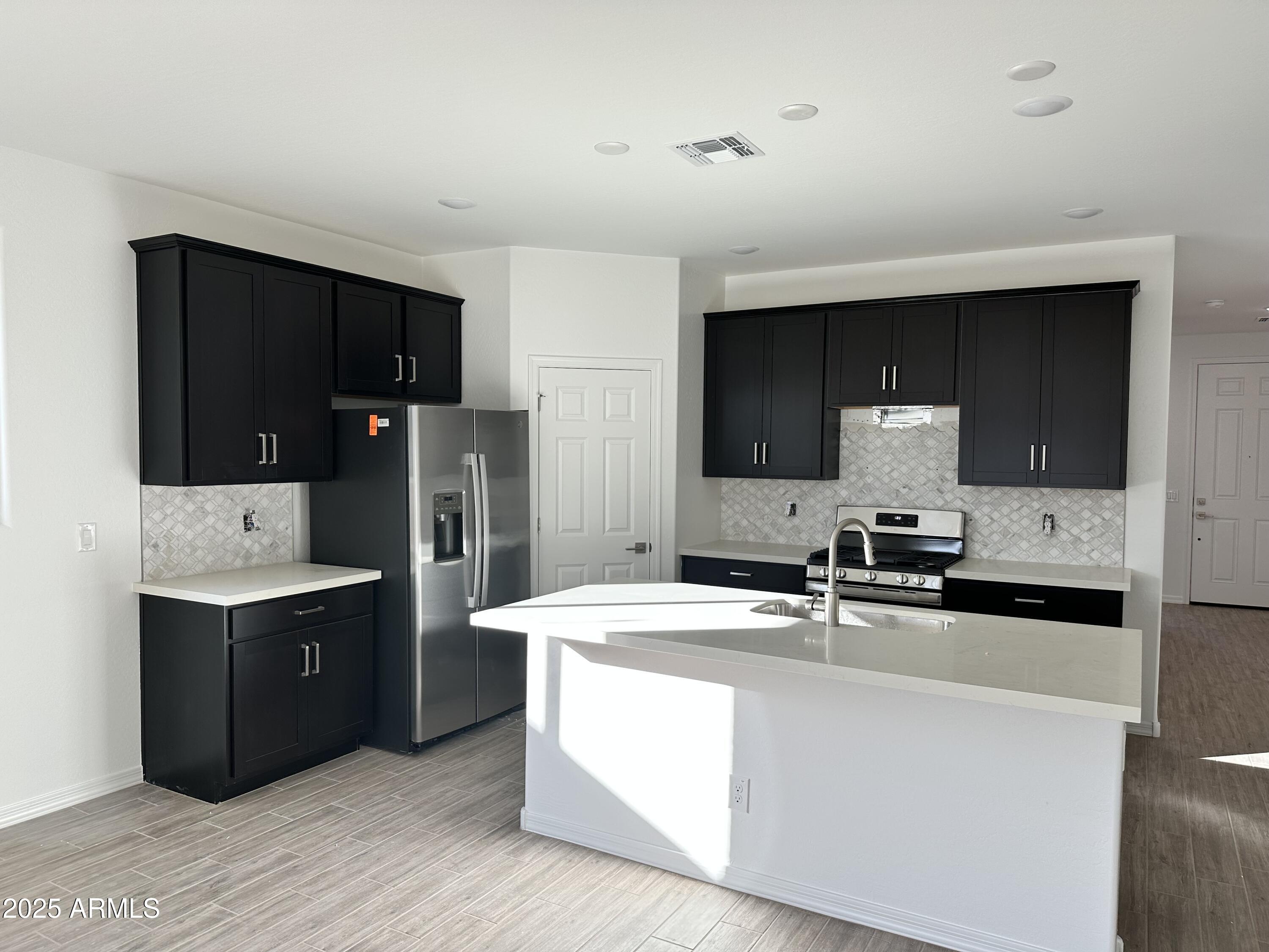 5607 West Summerside Road Laveen, AZ 85339 - Photo 23 of 49 0010_ Kitchen