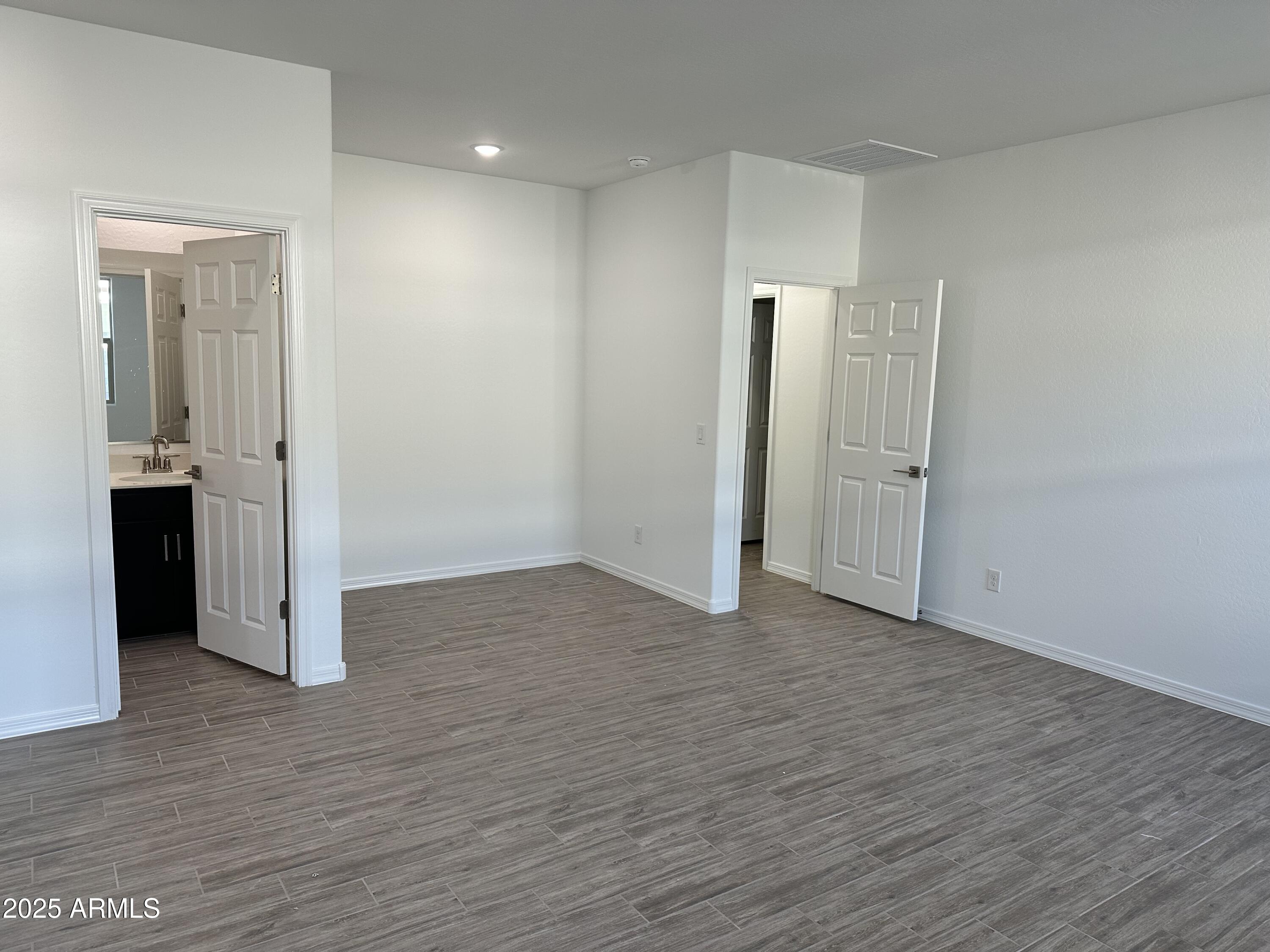 5607 West Summerside Road Laveen, AZ 85339 - Photo 39 of 49 0026_ Guest Retreat