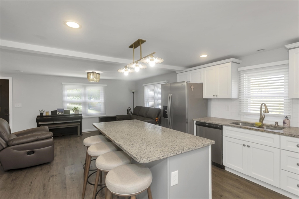 151 Labelle Street West Springfield, MA 01089 - Photo 6 of 25 Gallery Image 6