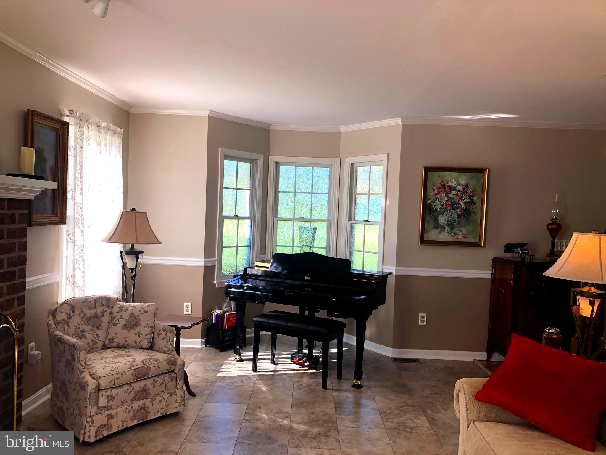 5 Orion Road Boiling Springs, PA 17007 - Photo 6 of 13 Alcoves give a special feeling to the room