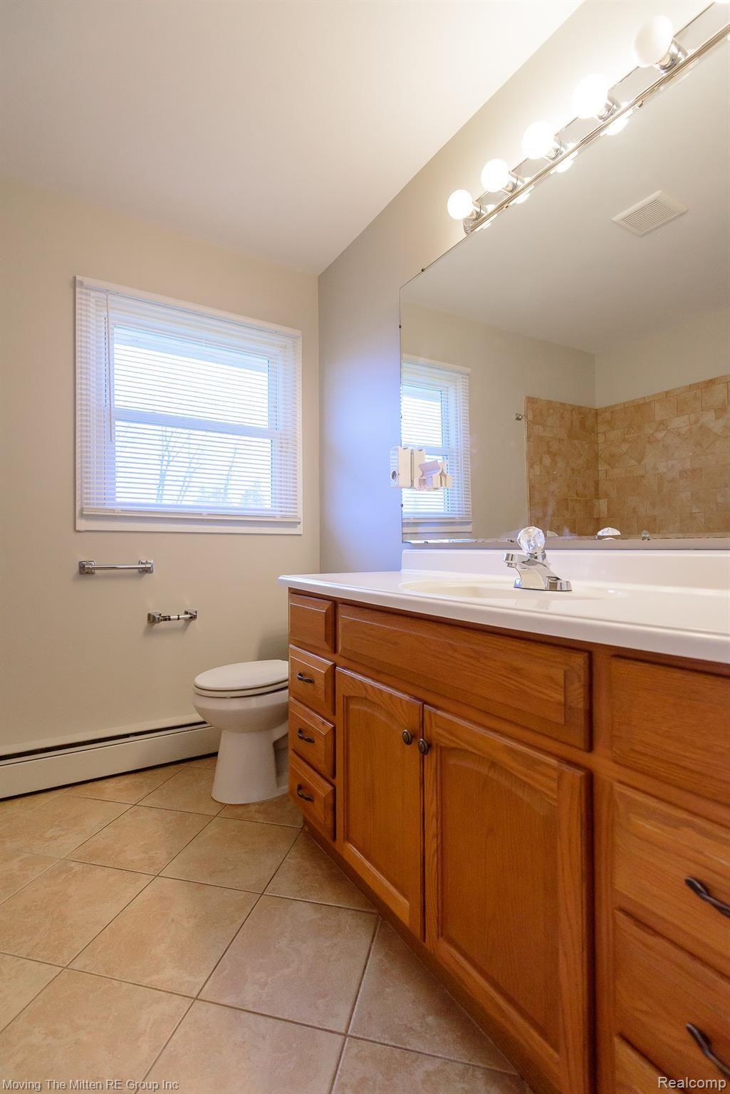 9502 Haggerty Road Belleville, MI 48111 - Photo 7 of 37 6.jpg