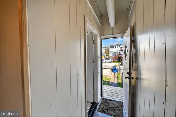$4,850 | 816 Kentucky Avenue Southeast, Washington, DC 20003