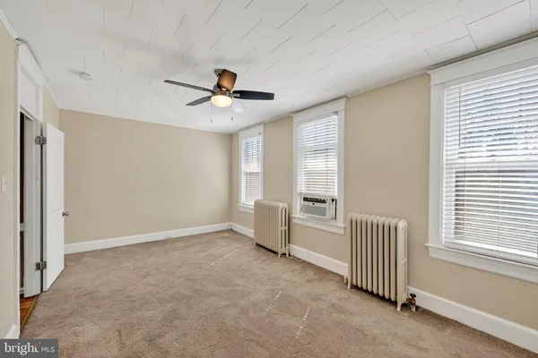 $4,850 | 816 Kentucky Avenue Southeast, Washington, DC 20003