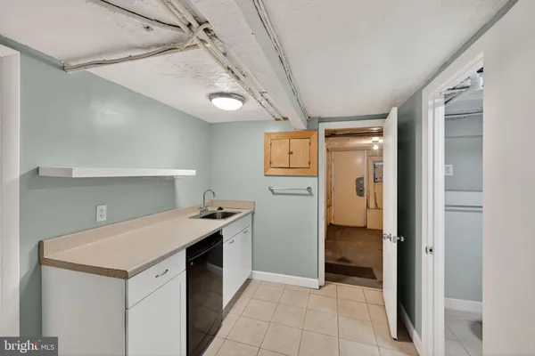 $4,850 | 816 Kentucky Avenue Southeast, Washington, DC 20003