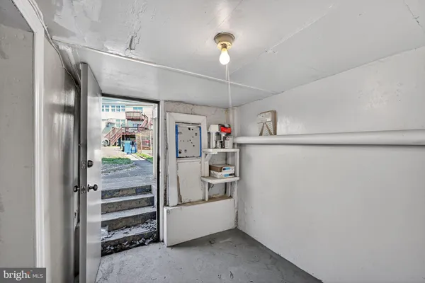 $4,850 | 816 Kentucky Avenue Southeast, Washington, DC 20003