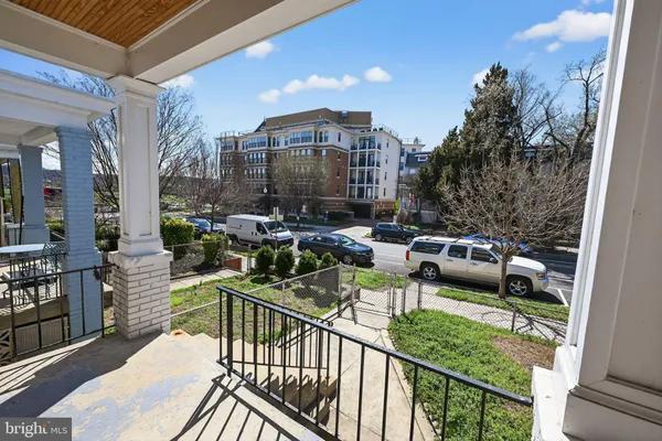 $4,850 | 816 Kentucky Avenue Southeast, Washington, DC 20003