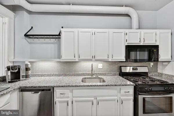$4,850 | 816 Kentucky Avenue Southeast, Washington, DC 20003