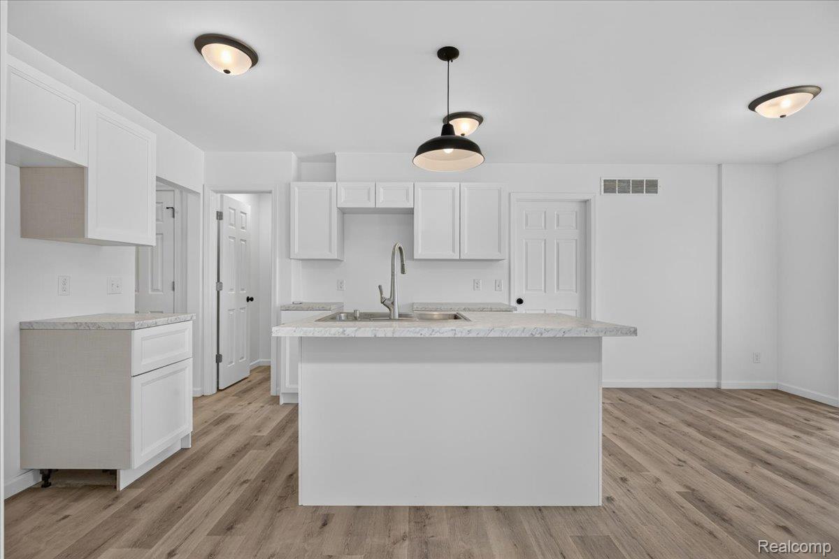 3156 Daisy Way Burton, MI 48519 - Photo 17 of 38 25-2026.07.06_ACloutier_DaisyWay135.jpg
