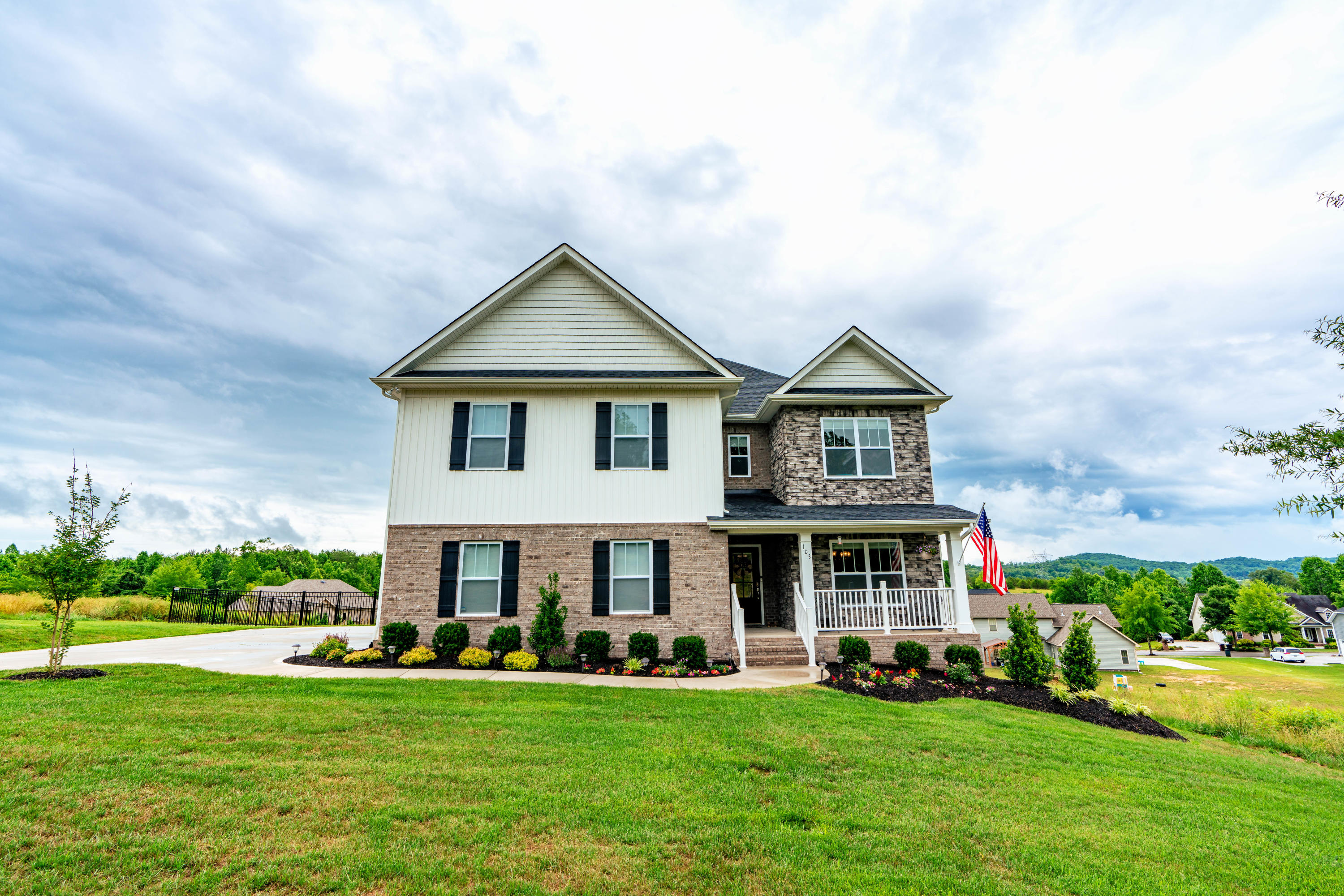 103 Mistletoeberry Road, Unit LOT 425 Oak Ridge, TN 37830 - Photo 2 of 38 103