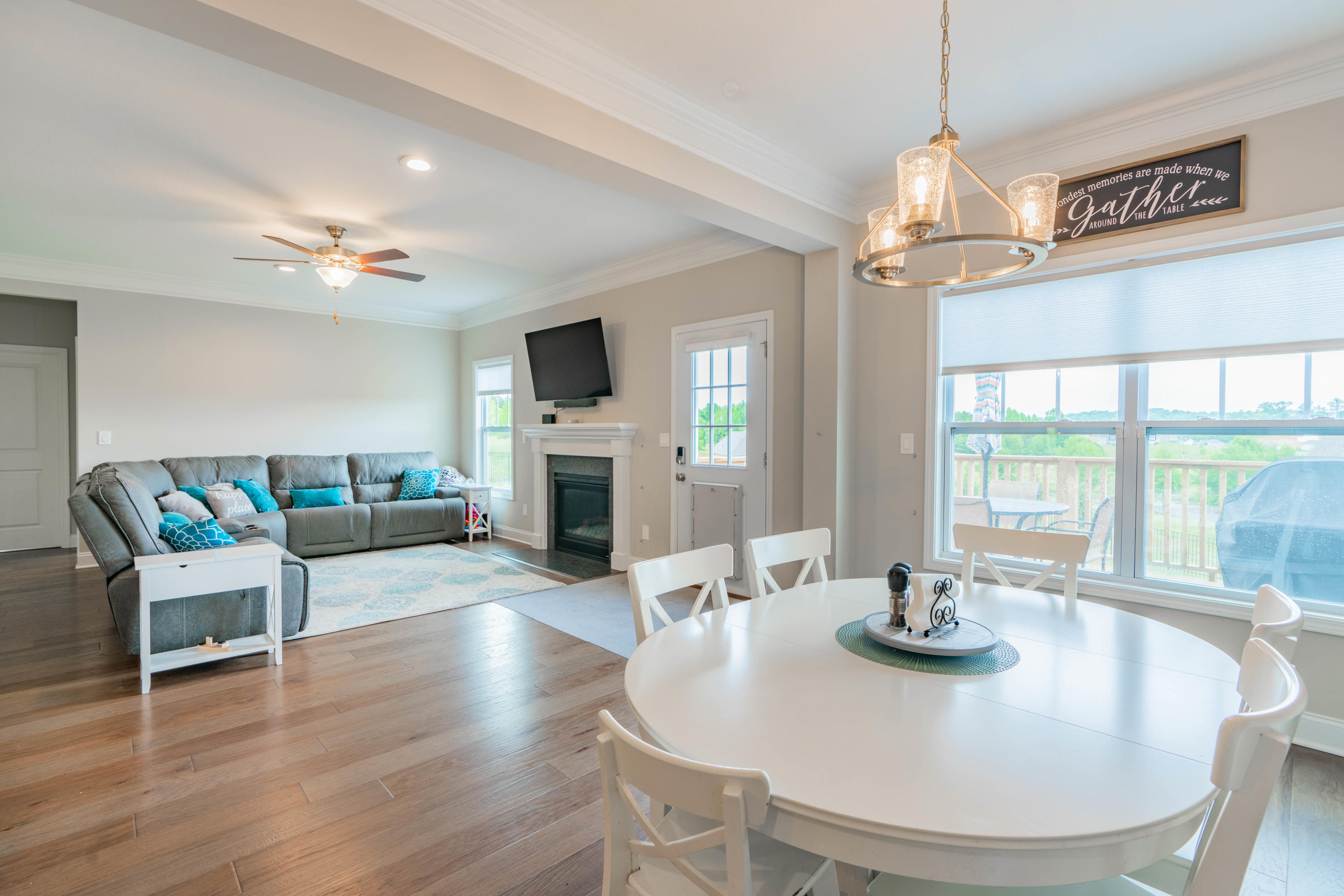 103 Mistletoeberry Road, Unit LOT 425 Oak Ridge, TN 37830 - Photo 12 of 38 Living Room