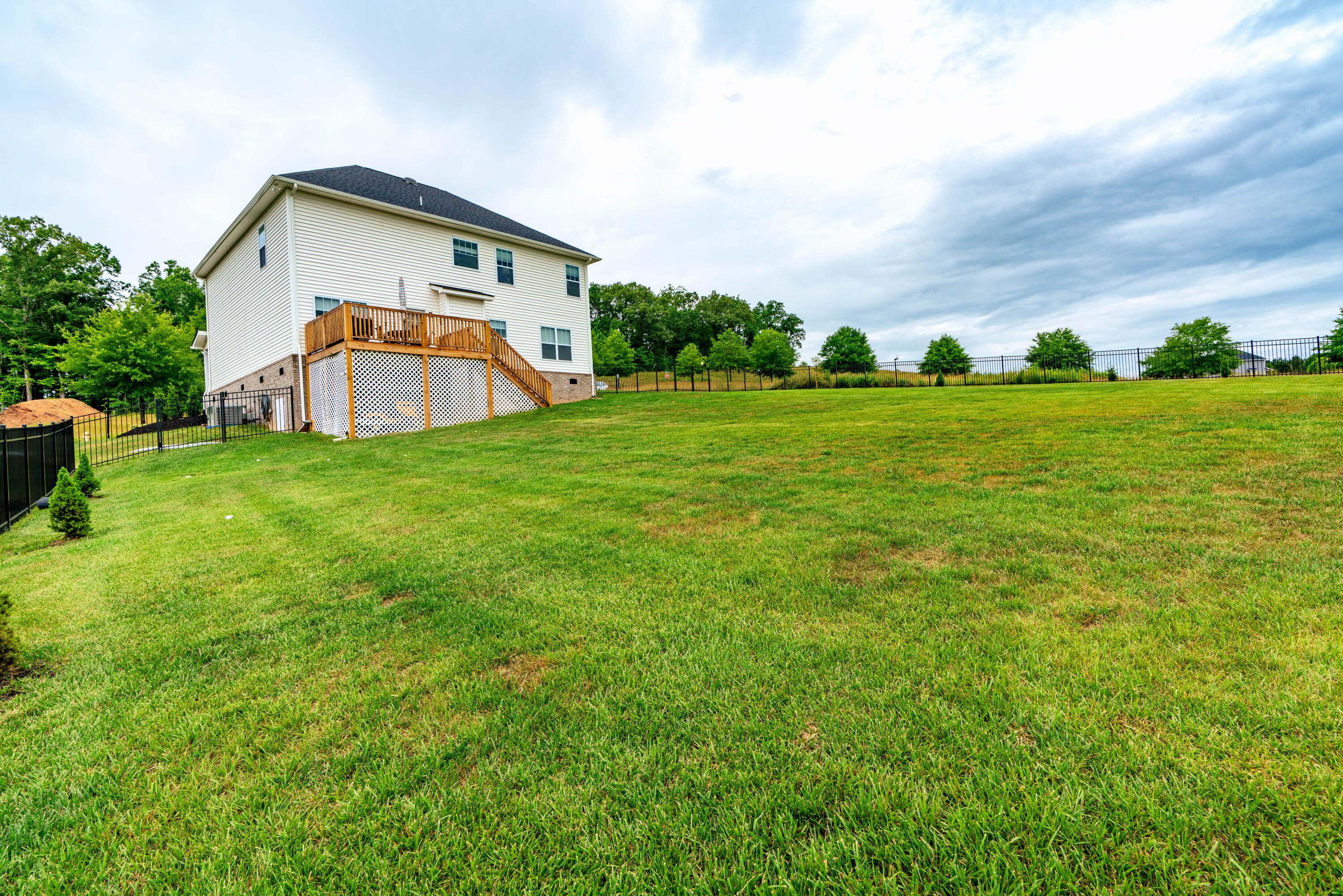 103 Mistletoeberry Road, Unit LOT 425 Oak Ridge, TN 37830 - Photo 5 of 38 Fenced in Yard