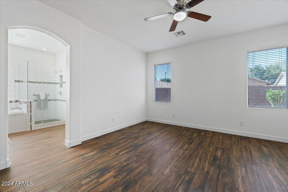 4620 East Murrieta Road Gilbert, AZ 85297 - Photo 13 of 31 17-Primary bedroom