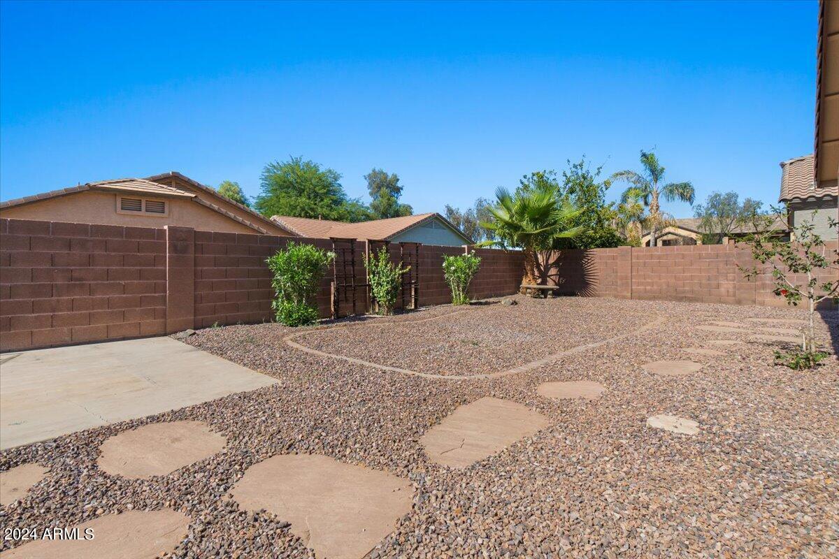 4620 East Murrieta Road Gilbert, AZ 85297 - Photo 29 of 31 33-Back yard