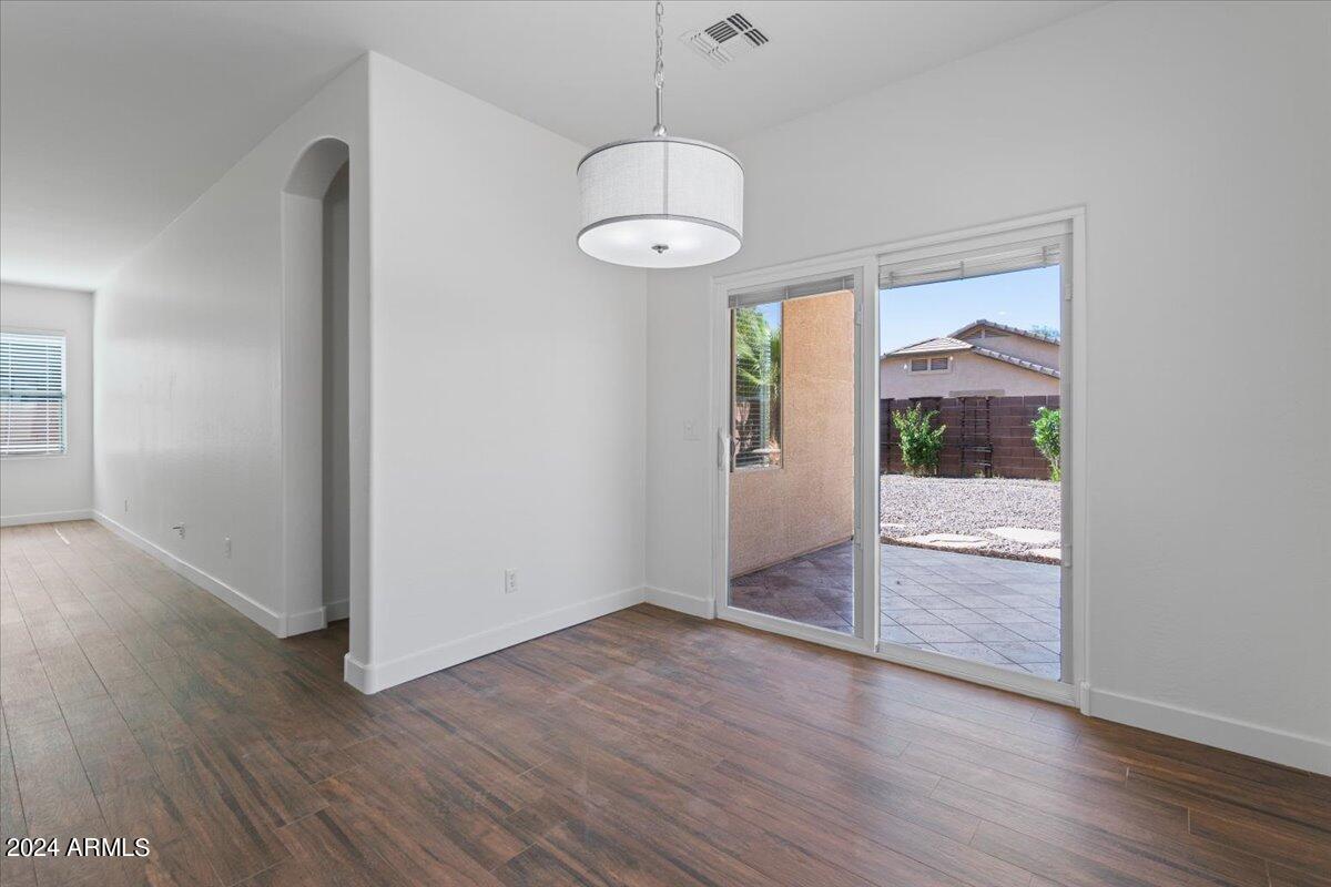 4620 East Murrieta Road Gilbert, AZ 85297 - Photo 10 of 31 13-Dining
