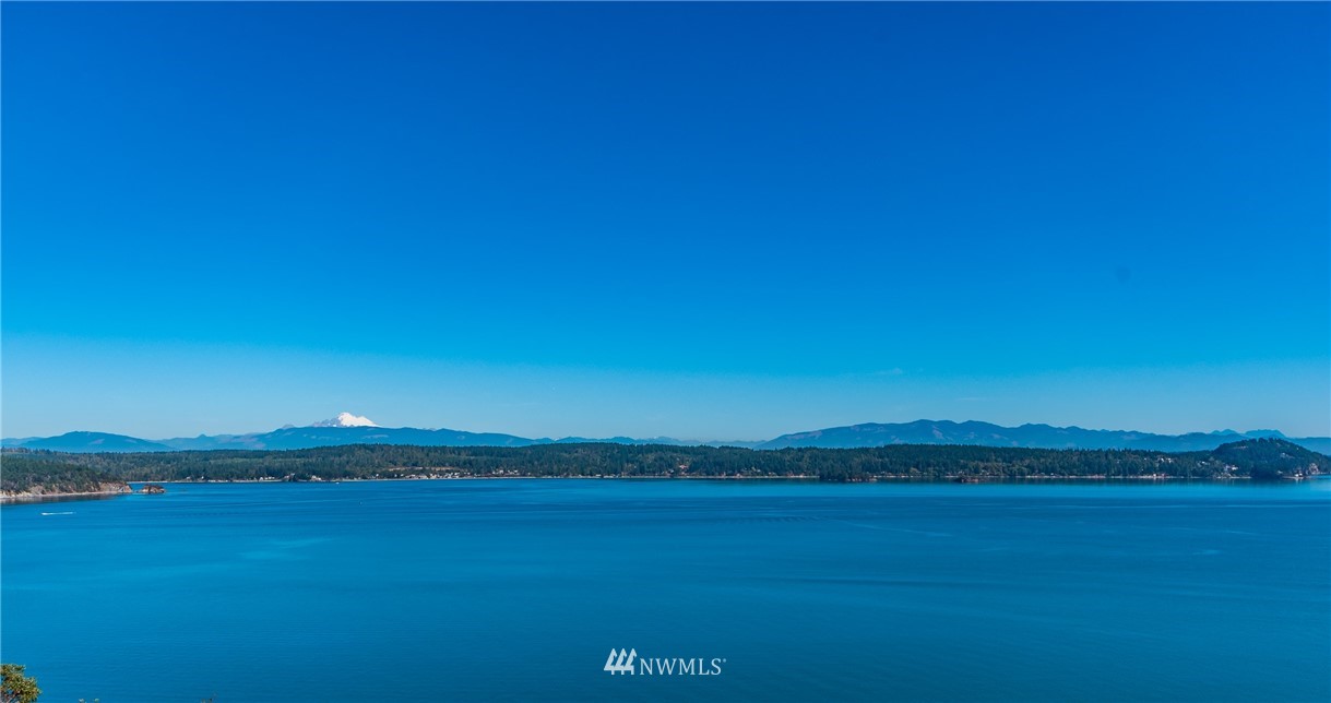 4714 Jones Road Oak Harbor, WA 98277 - Photo 1 of 25 Gallery Image 1