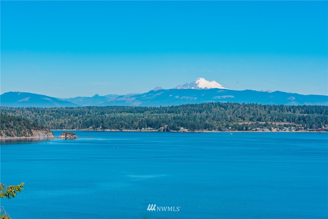 4714 Jones Road Oak Harbor, WA 98277 - Photo 2 of 25 Gallery Image 2