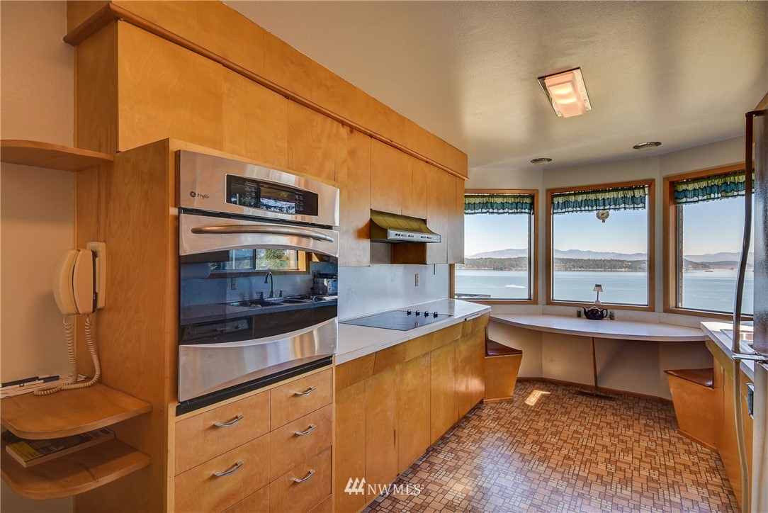 4714 Jones Road Oak Harbor, WA 98277 - Photo 12 of 25 Gallery Image 12