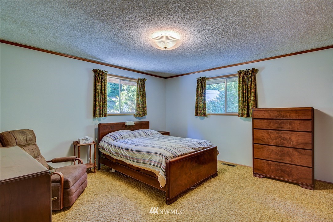 4714 Jones Road Oak Harbor, WA 98277 - Photo 14 of 25 Gallery Image 14