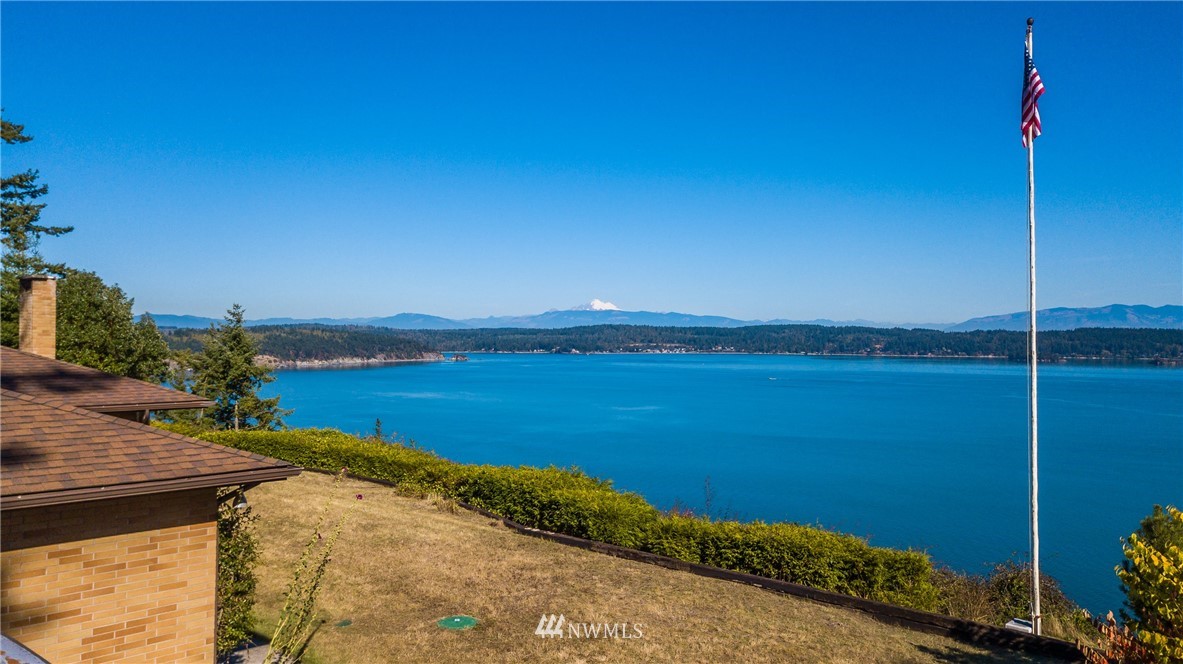 4714 Jones Road Oak Harbor, WA 98277 - Photo 5 of 25 Gallery Image 5