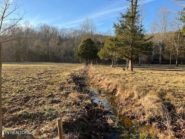 $976,500 | 39 E Highway, Englewood, TN 37329