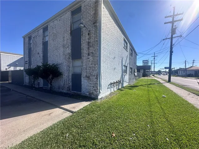 $1,200 | 1601 Lesseps Street, New Orleans, LA 70117