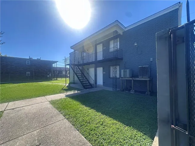 $1,200 | 1601 Lesseps Street, New Orleans, LA 70117