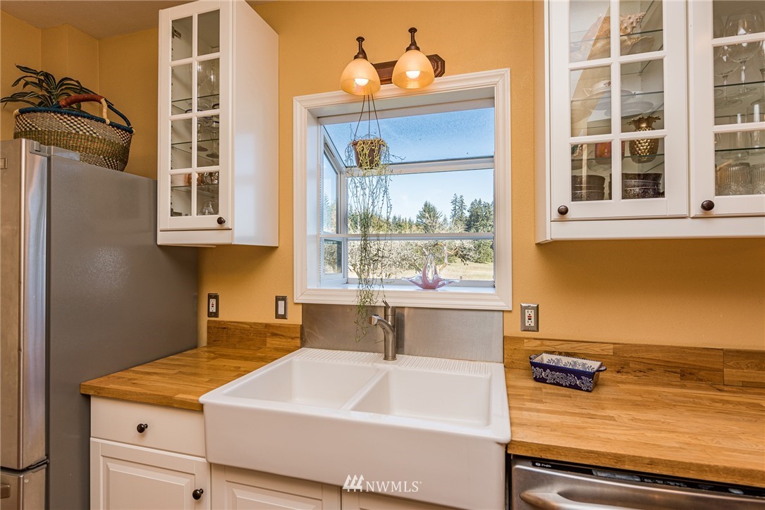 2711 Blue Mountain Road Port Angeles, WA 98362 - Photo 12 of 34 Gallery Image 12