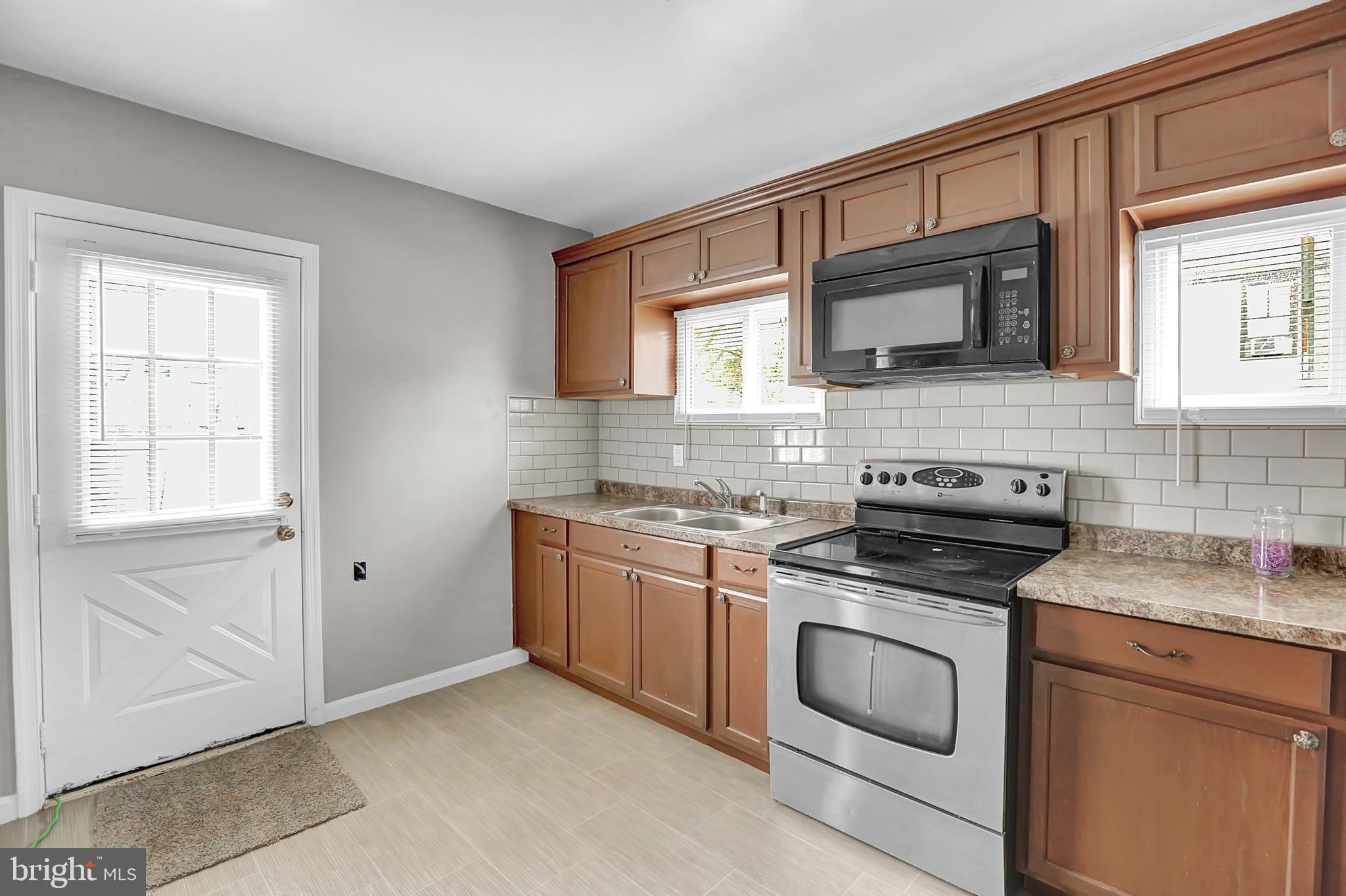 232 Ridge Street Steelton, PA 17113 - Photo 3 of 25 Gallery Image 3