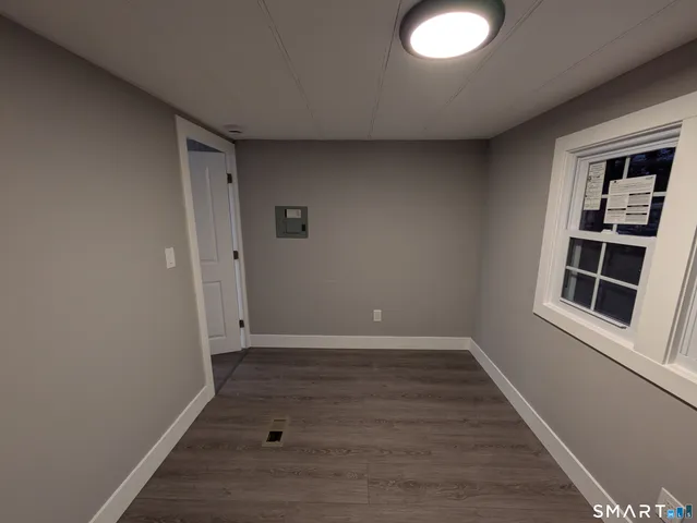 $1,350 | 183 North Main Street, Branford, CT 06405