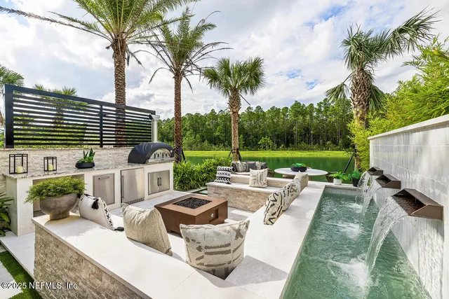 a view of patio with a patio