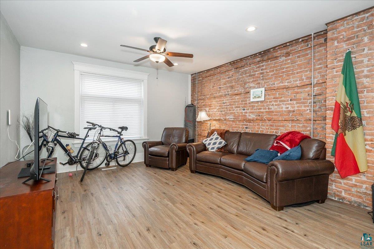 830 East 2nd Street Duluth, MN 55805 - Photo 3 of 29