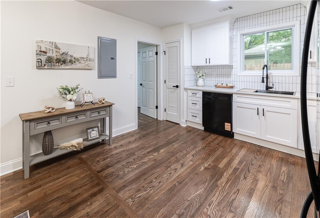 2712 Joyce Avenue Decatur, GA 30032 - Photo 15 of 37