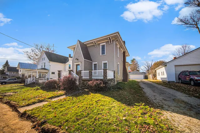 $189,900 | 108 Lynn Street, Reading, MI 49274
