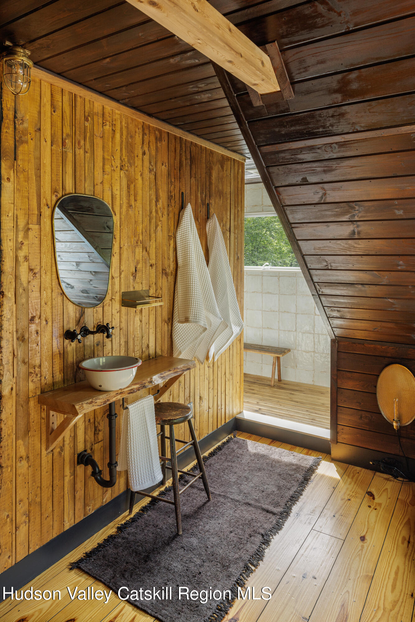 193 Cantine Road Kingston, NY 12401 - Photo 21 of 36 a view of entryway with wooden floor
