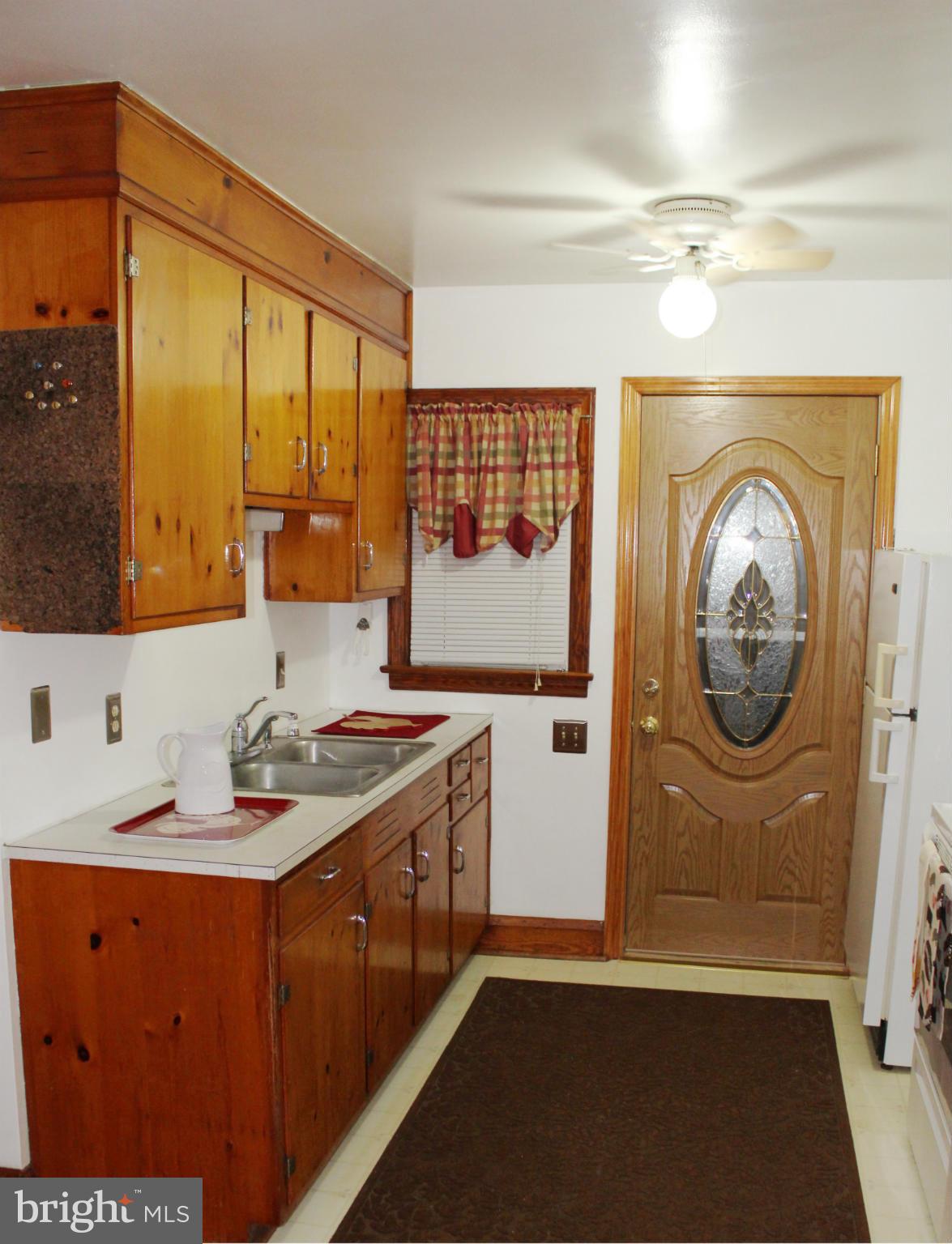 4022 Sykesville Road Finksburg, MD 21048 - Photo 4 of 17 Kitchen