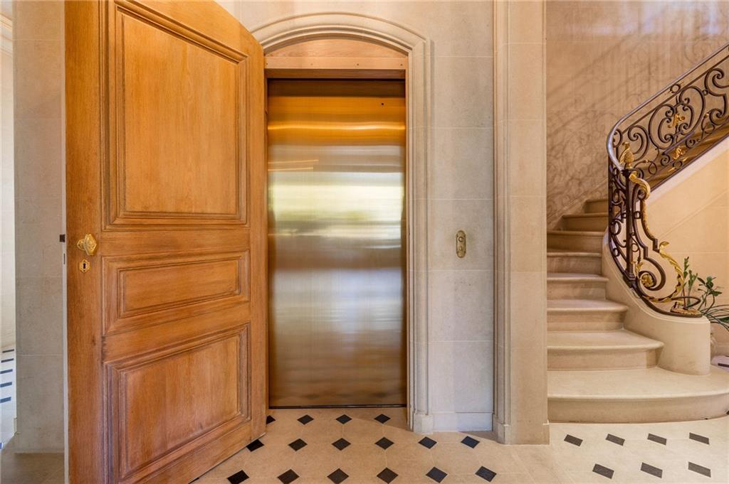 2288 Peachtree Road Northwest, Unit 6 Atlanta, GA 30309 - Photo 13 of 87