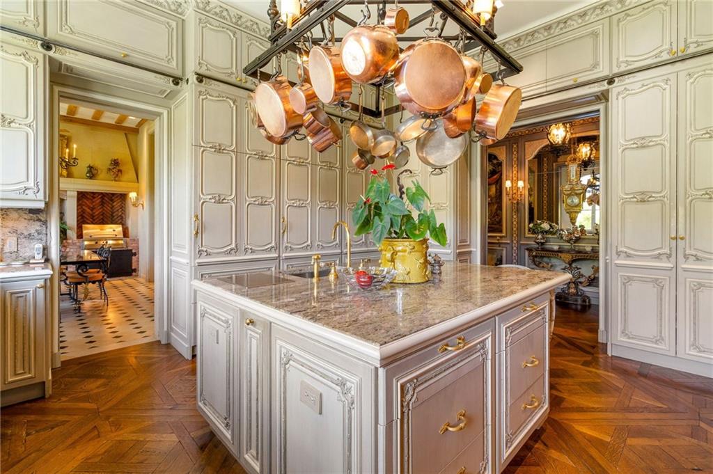 2288 Peachtree Road Northwest, Unit 6 Atlanta, GA 30309 - Photo 29 of 87